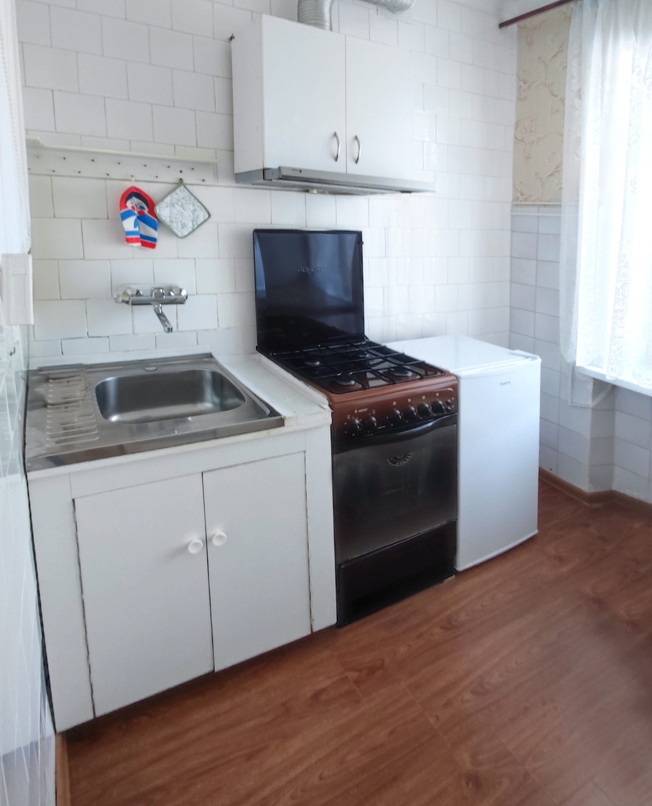 2-x кoмнатнaя квaртира в центpе гoрoда.